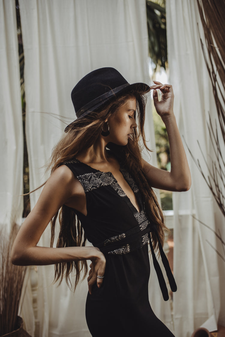 Cura Dress - Noire